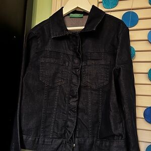 Dark blue denim jean jacket - kids size 8-9. Great condition! Benetton!